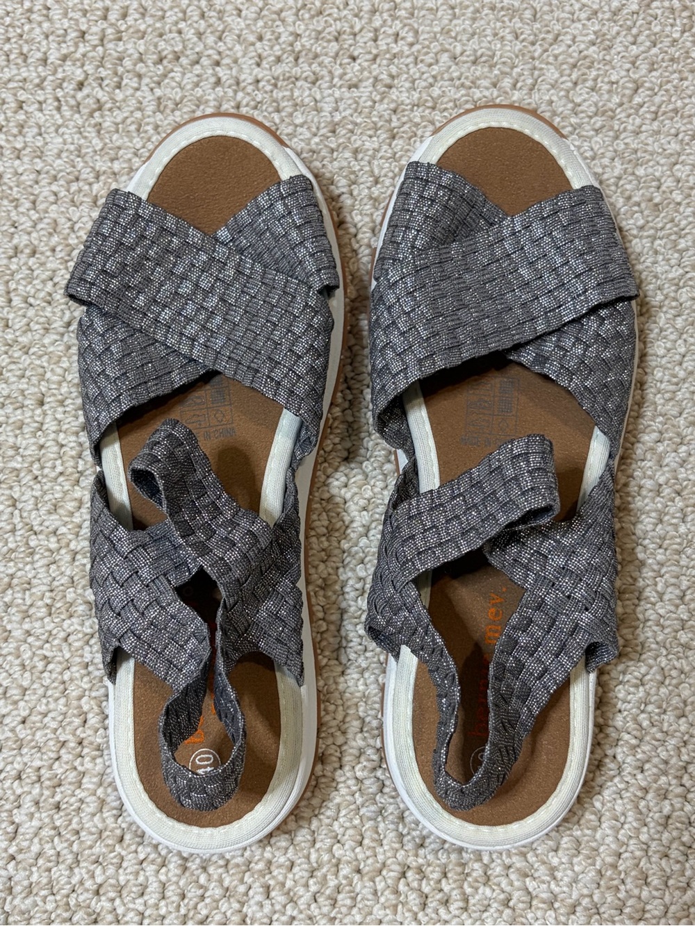 Bernie Mev Metallic Silver Open Toe Comfort Sandals US 9 EU 40 Lightweight